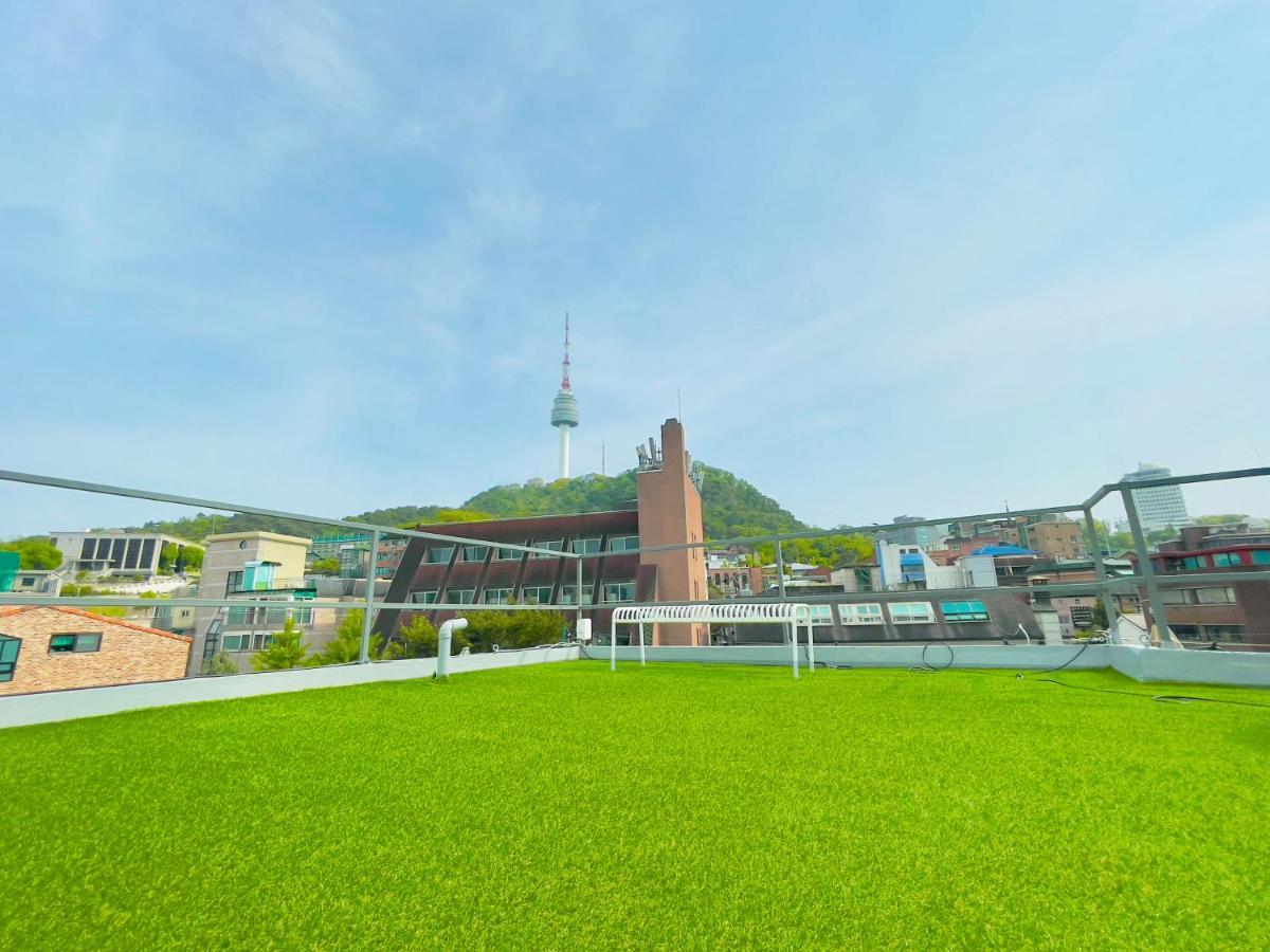 明洞韩国小姐旅馆 *